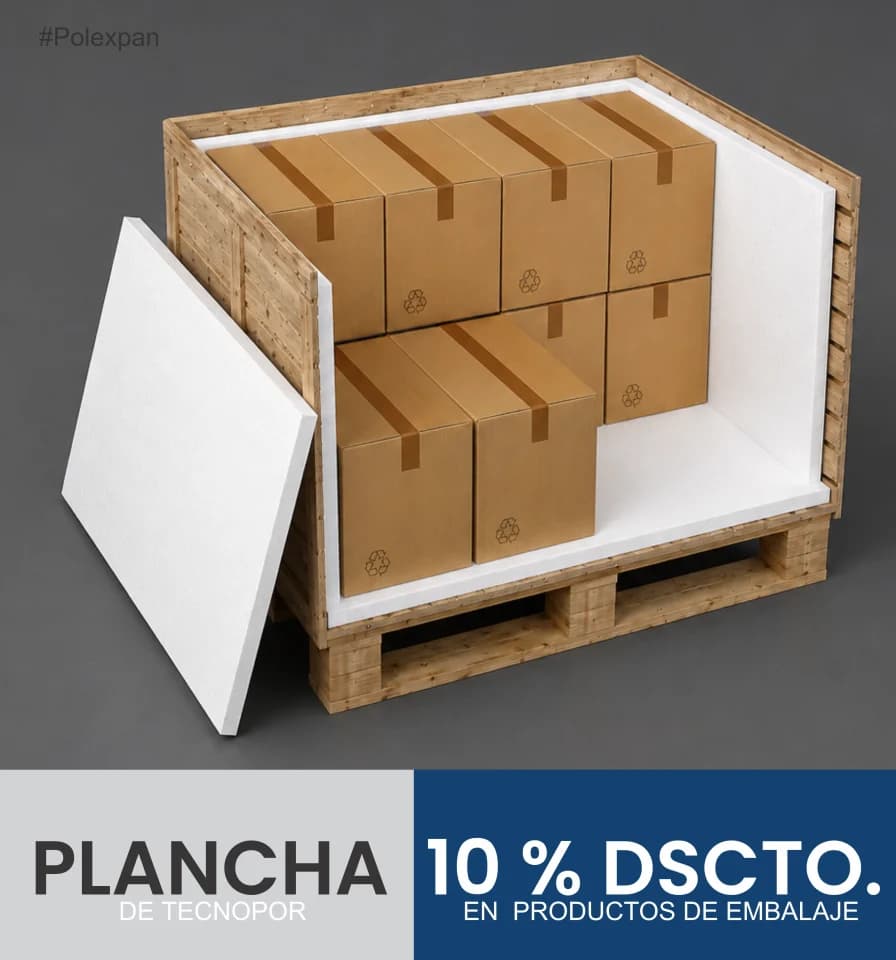 Jaba de madera forrada con planchas de tecnopor protegiendo cajas de cartón sobre un pallet. Rotulada «Plancha de tecnopor» y «10 % de descuento en productos de embalaje».